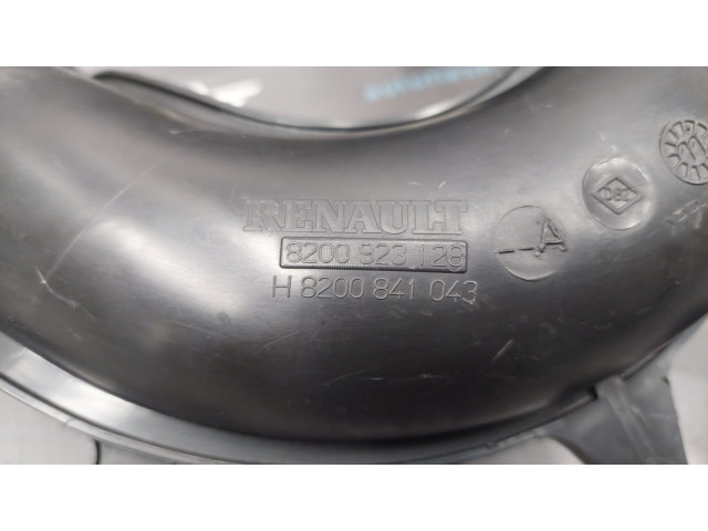 Патрубок воздушного фильтра 8200923128, H8200841043 Renault Fluence Megane 3 Scenic 3 Патрубок воздушного фильтра 8200923128, H8200841043 Renault Fluence Megane 3 Scenic 3